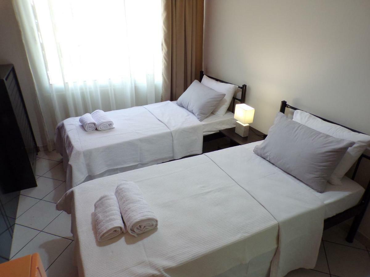 Christine'S Downtown Suites Kawala Zewnętrze zdjęcie