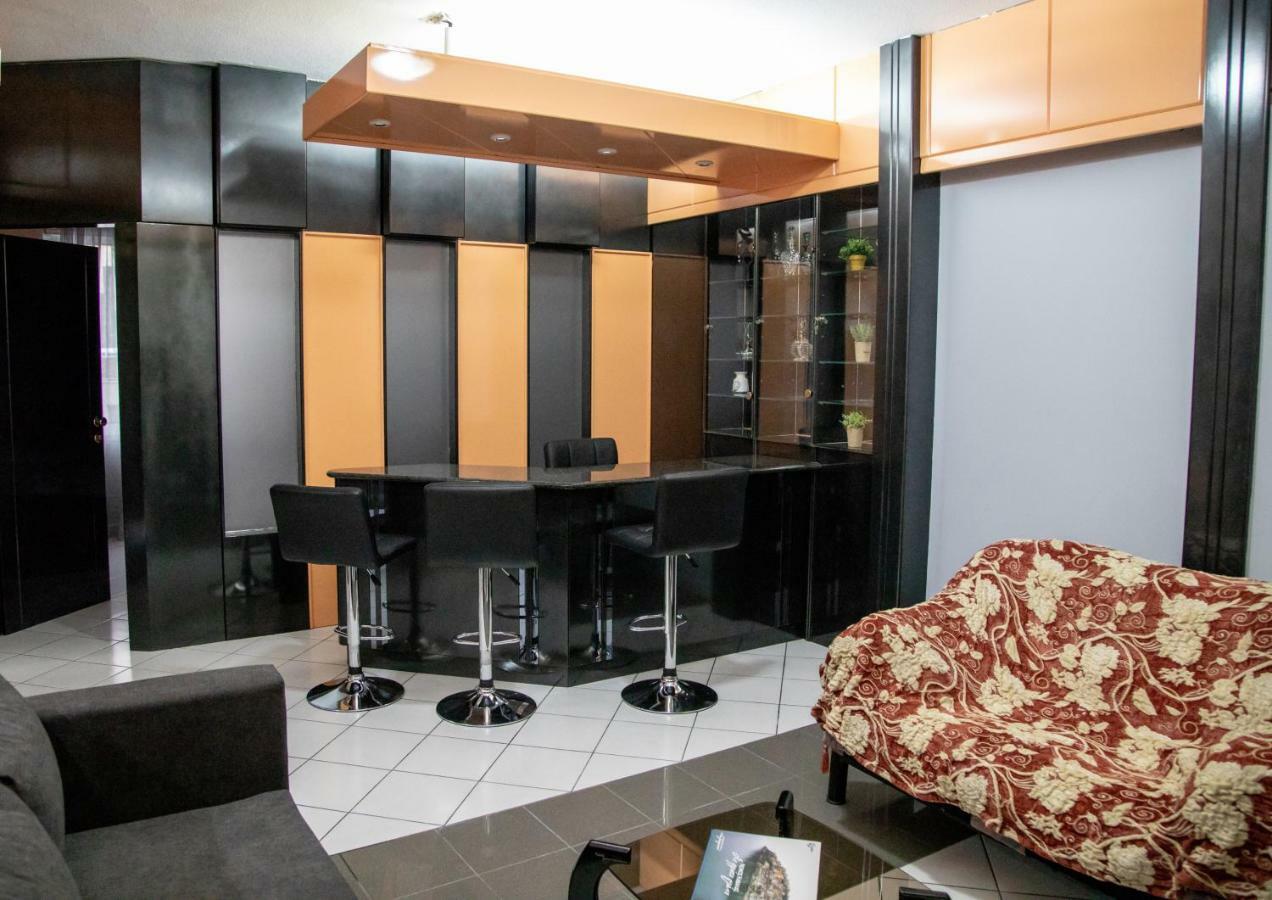 Christine'S Downtown Suites Kawala Zewnętrze zdjęcie