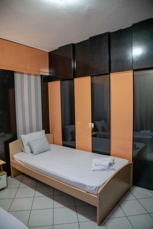 Christine'S Downtown Suites Kawala Zewnętrze zdjęcie